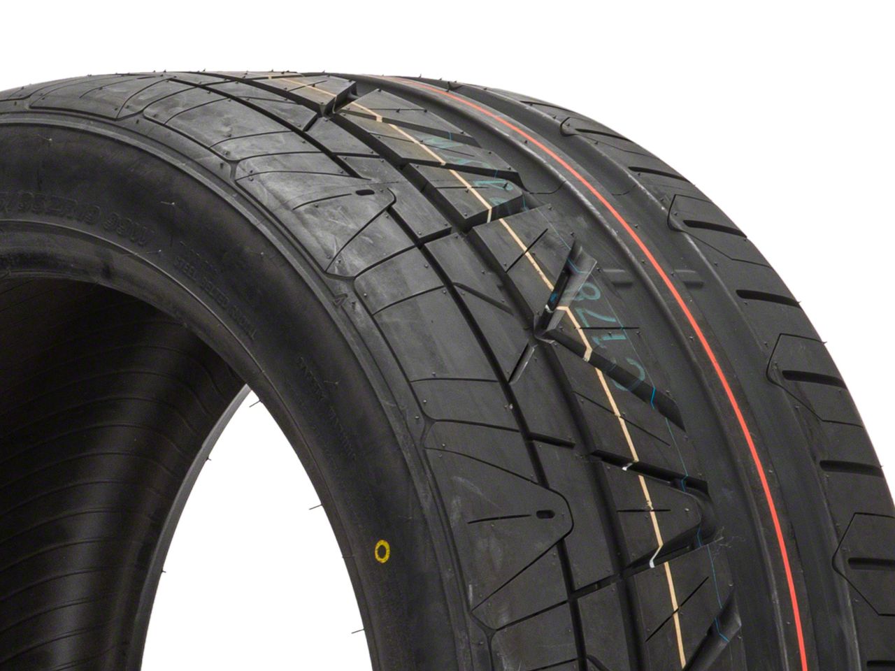 NITTO Mustang INVO Ultra-High Performance Tire 203270 (285/35R19 ...